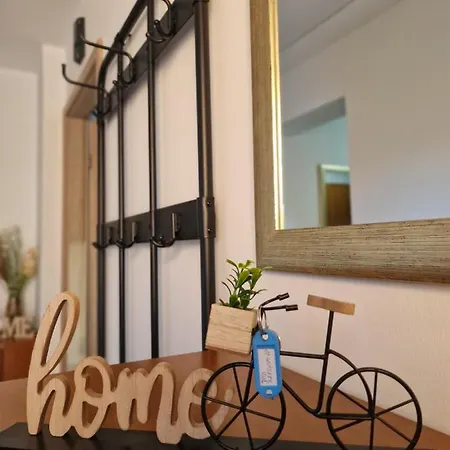 Orange House Sempeter Vikendica