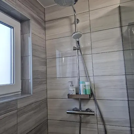 Orange House Sempeter 펜션 Šempeter v Savinjski Dolini