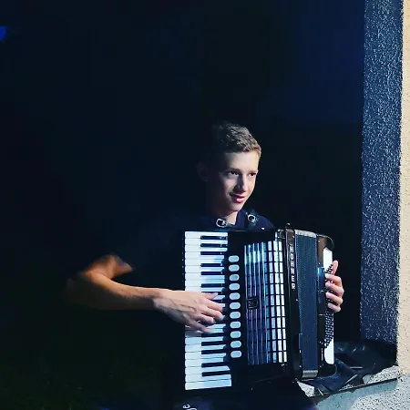 Сasa de vacaciones Orange House Sempeter Šempeter v Savinjski Dolini