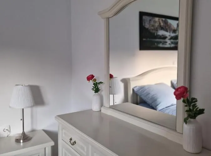 Orange House Sempeter * Šempeter v Savinjski Dolini