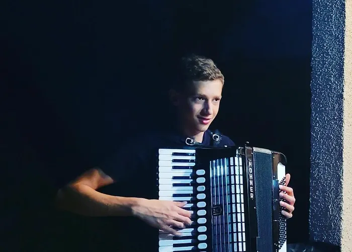 Počitniška hiša Orange House Sempeter Sempeter v Savinjski Dolini